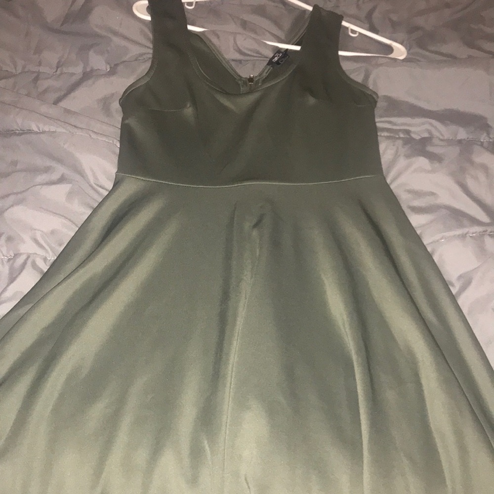 Women’s dress